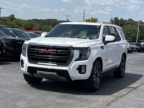 Used 2023 GMC Yukon AT4 w/ AT4 Premium Plus Package AWD/4WD image 16