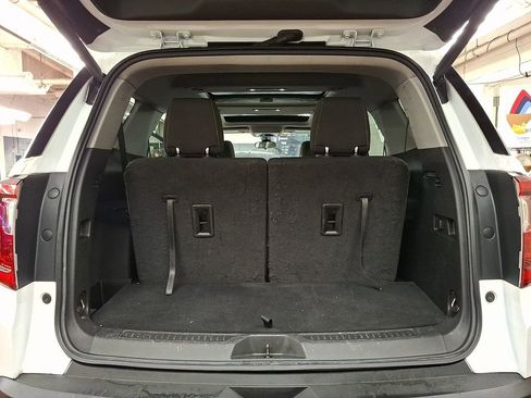 Used 2021 GMC Acadia SLE w/ Driver Convenience Package image 27