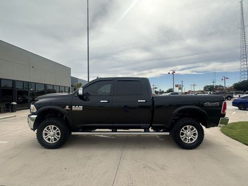 Used 2017 RAM 2500 Laramie w/ Convenience Group AWD/4WD image 11