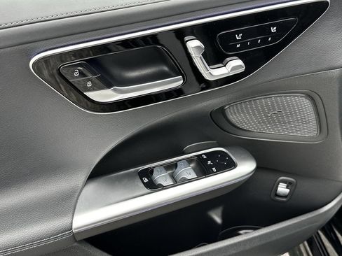 Certified 2022 Mercedes-Benz C 300 4MATIC Sedan image 12