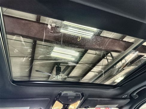 Used 2023 BMW 330i 330i Convenience image 26