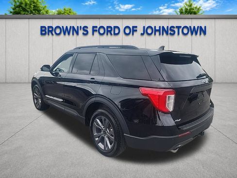 Used 2023 Ford Explorer XLT w/ Equipment Group 202A AWD/4WD image 6