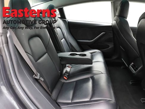 Used 2018 Tesla Model 3 Long Range image 20