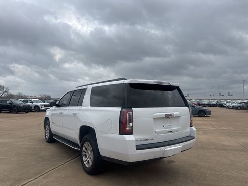 Used 2019 GMC Yukon XL SLT image 15