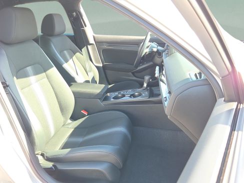 Certified 2024 Honda Civic Sport image 24