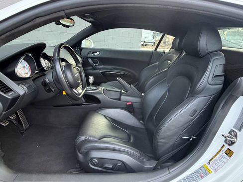 Used 2012 Audi R8 V10 image 5