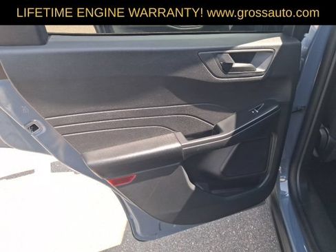 Used 2025 Ford Escape Active AWD/4WD image 23