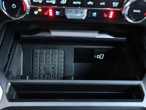 Used 2024 Ford F350 Platinum image 11