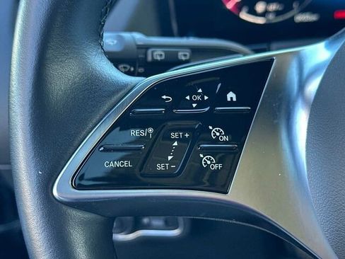 Used 2025 Mercedes-Benz GLA 250 4MATIC image 29