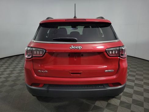 Used 2023 Jeep Compass Latitude image 7