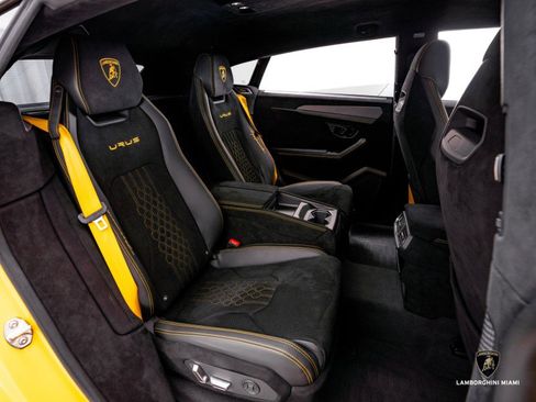 Used 2024 Lamborghini Urus Performante image 64