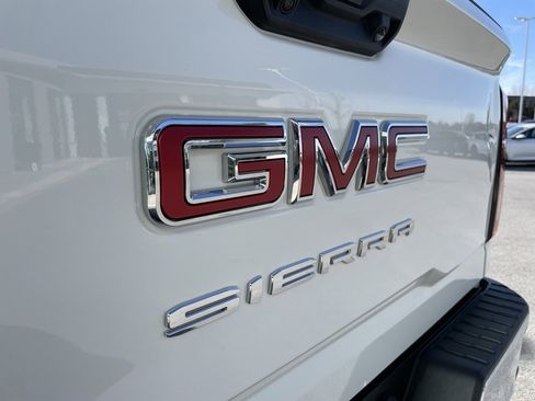 Used 2023 GMC Sierra 2500 Pro w/ Gooseneck/5TH Wheel Package image 26