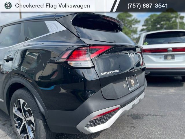 Used 2023 Kia Sportage EX FWD image 9