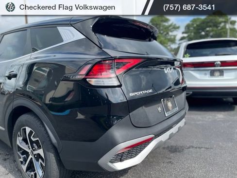 Used 2023 Kia Sportage EX FWD image 9