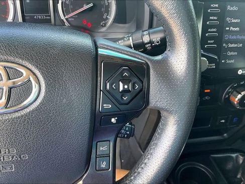 Used 2022 Toyota 4Runner TRD Off-Road Premium w/ TRD Black Wheel Package (TMS) AWD/4WD image 17