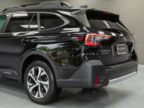 Used 2021 Subaru Outback Limited image 34