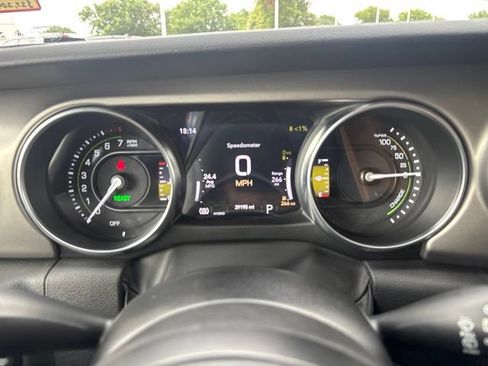 Used 2023 Jeep Wrangler Unlimited w/ Cold Weather Group AWD/4WD image 16