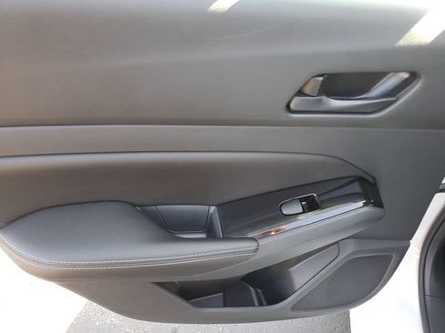 Certified 2023 Nissan Altima 2.5 SV FWD image 15