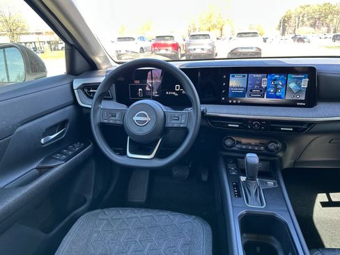 New 2026 Nissan Kicks SV FWD image 20