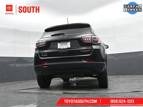 Used 2022 Jeep Compass Trailhawk w/ Trailhawk Convenience Group image 36