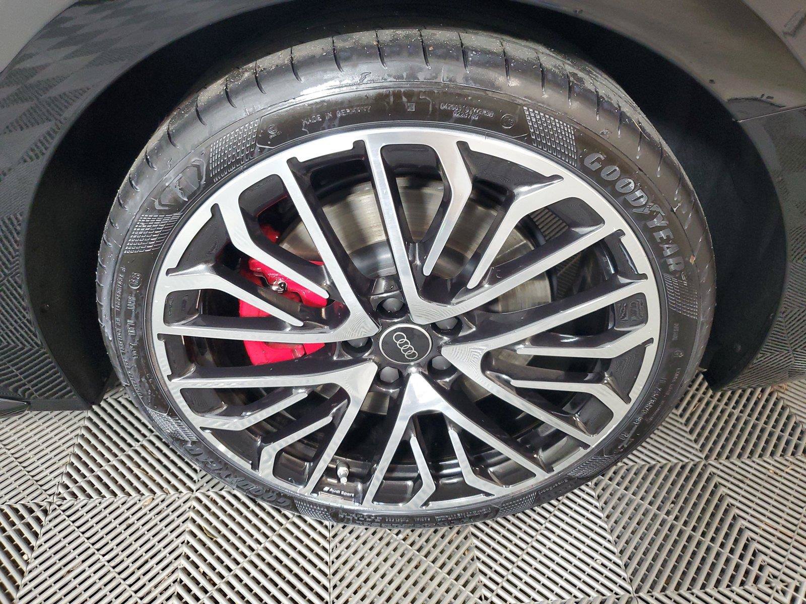 Certified 2025 Audi S5 Premium Plus AWD/4WD image 10