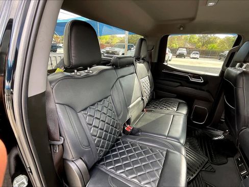 Used 2023 Chevrolet Silverado 1500 LT image 20