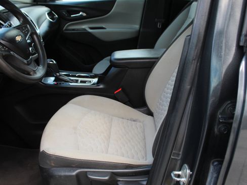 Used 2020 Chevrolet Equinox LS w/ LPO, Floor Liner Package image 13