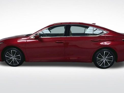 Used 2023 Lexus ES 300h w/ Premium Package image 5