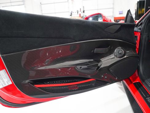 Used 2020 Ferrari 488 Pista Spider RWD image 21