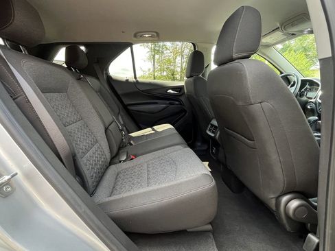 Used 2022 Chevrolet Equinox LT image 22