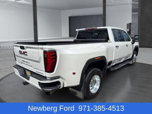 Used 2025 GMC Sierra 3500 Denali w/ Denali Reserve Package AWD/4WD image 5