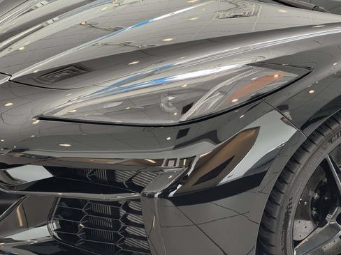 Used 2025 Chevrolet Corvette E-Ray AWD/4WD image 32