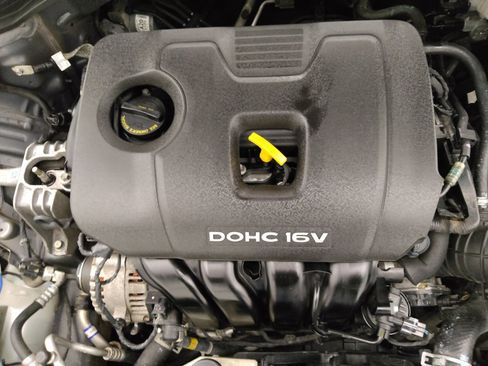 Used 2018 Hyundai Elantra SEL FWD image 30