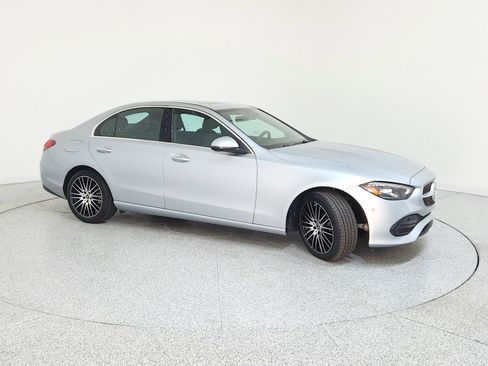 Used 2025 Mercedes-Benz C 300 Sedan image 10