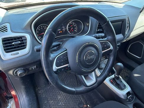 Used 2020 Jeep Compass Sport w/ Cold Weather Group AWD/4WD image 10