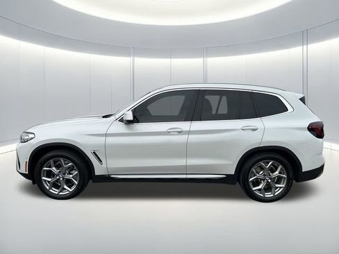 Used 2023 BMW X3 xDrive30i w/ Premium Package AWD/4WD image 2