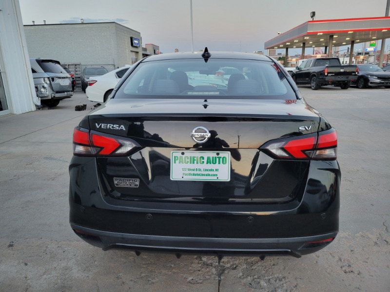 Used 2021 Nissan Versa SV FWD image 6