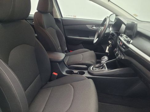 Used 2020 Kia Forte LXS FWD image 21