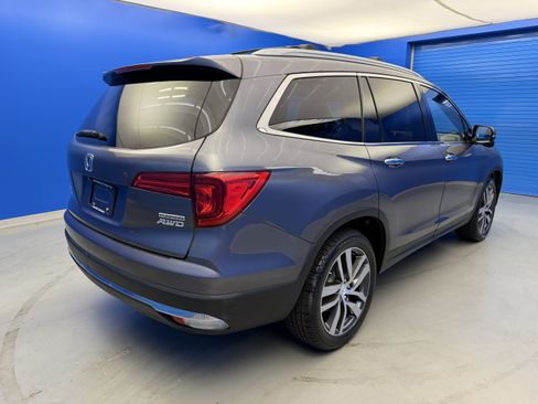 Used 2016 Honda Pilot Touring image 7