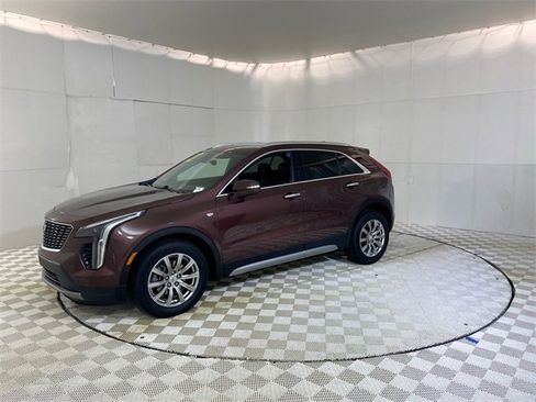 Used 2023 Cadillac XT4 Premium Luxury w/ Cold Weather Package image 20