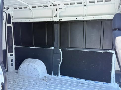 Used 2019 RAM ProMaster 2500 FWD image 23