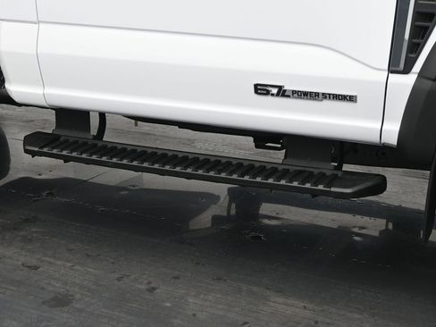 New 2025 Ford F450 XL w/ XL Chrome Package image 23