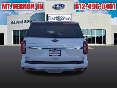 Used 2024 Ford Expedition Max Limited image 8