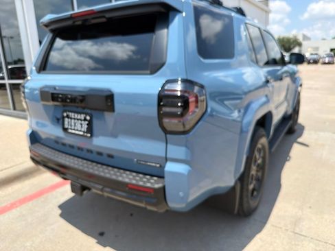 Used 2026 Toyota 4Runner Platinum AWD/4WD image 5