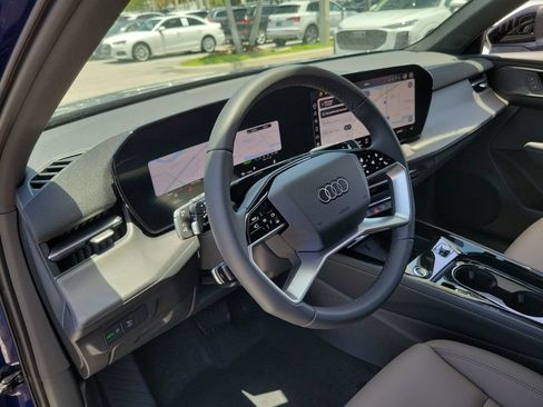 New 2026 Audi Q3 quattro 2.0T AWD/4WD image 7
