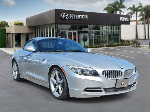 Used 2011 BMW Z4 sDrive35i image 1