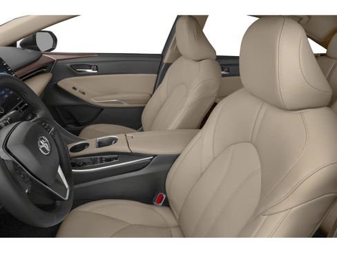 Used 2020 Toyota Avalon XLE w/ Moonroof Package FWD image 6