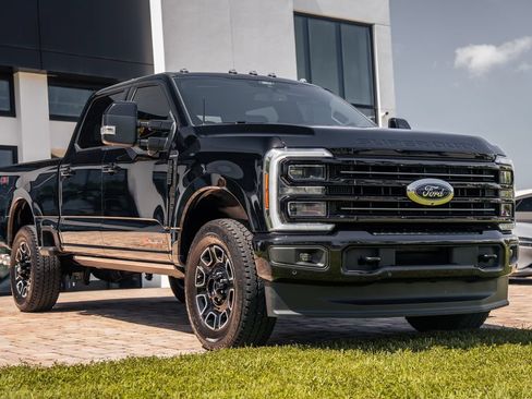 Used 2026 Ford F250 Platinum AWD/4WD image 7