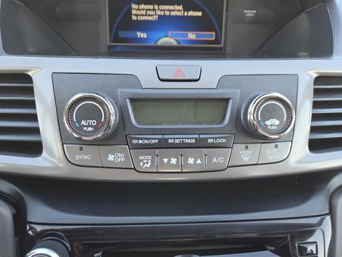 Used 2016 Honda Odyssey SE image 27