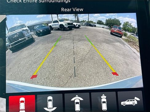 Used 2022 Jeep Grand Cherokee Trailhawk w/ Advanced Protech Group II AWD/4WD image 14